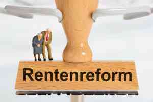 Stempel mit Aufschrift Rentenreform